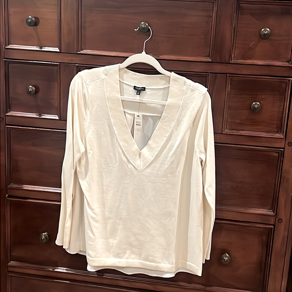 ❌ DONATED NWT Talbots Cream colored sweater Size L